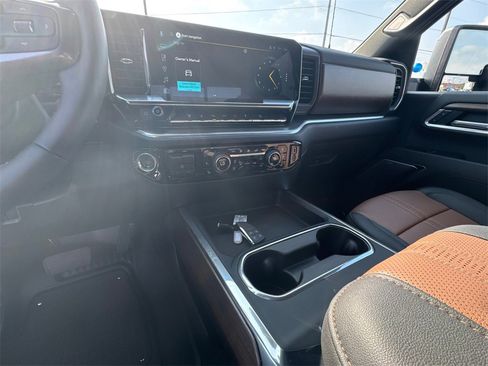 Used 2026 Chevrolet Silverado 2500 High Country w/ High Country Premium Package image 31
