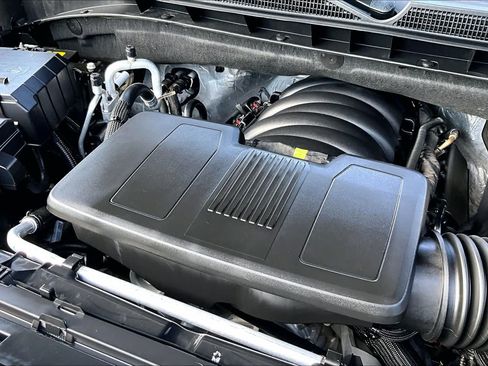 Used 2024 Chevrolet Silverado 1500 LT Trail Boss w/ LT Trail Boss Premium Package AWD/4WD image 33