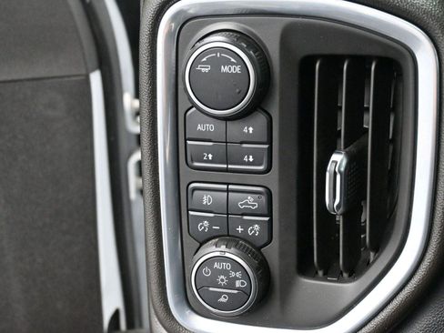 Used 2022 Chevrolet Silverado 2500 LTZ w/ Z71 Chrome Sport Edition image 21