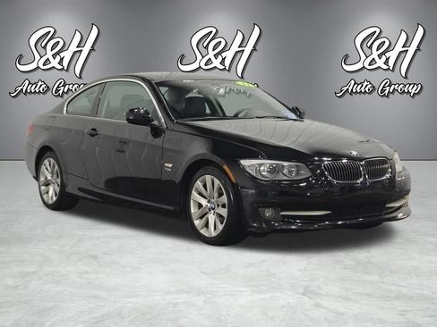 Used 2011 BMW 328i xDrive Coupe AWD/4WD image 2