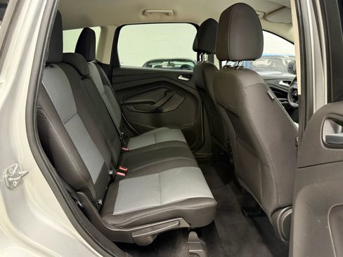 Used 2017 Ford Escape SE FWD image 22