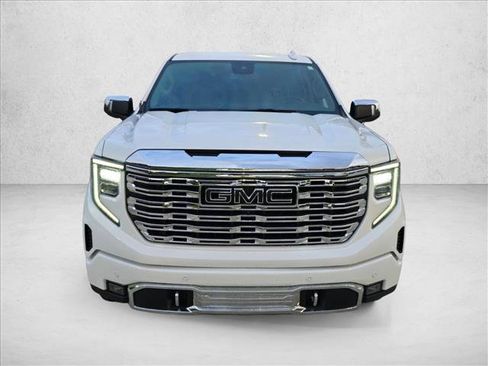 Used 2022 GMC Sierra 1500 Denali RWD image 2