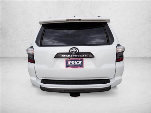 Used 2024 Toyota 4Runner TRD Off-Road Premium w/ Moonroof Package AWD/4WD image 3
