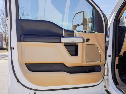 Used 2020 Ford F250 Lariat w/ Lariat Ultimate Package image 13