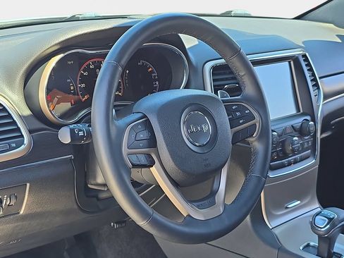 Used 2014 Jeep Grand Cherokee Limited RWD image 19