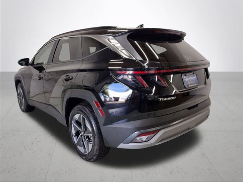Certified 2025 Hyundai Tucson SEL AWD/4WD image 11