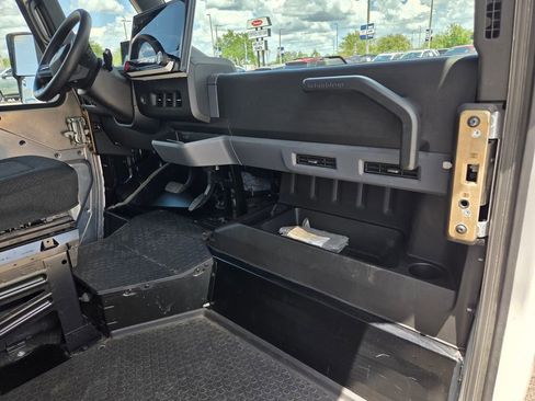 Used 2024 Chevrolet Brightdrop 600 w/ Battery Pack, Max Range AWD/4WD image 13