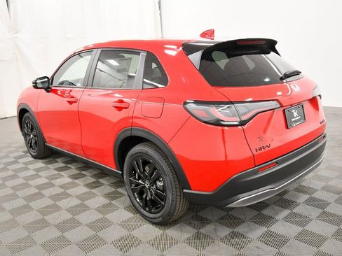Certified 2025 Honda HR-V Sport image 5