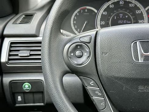 Used 2013 Honda Accord LX image 8