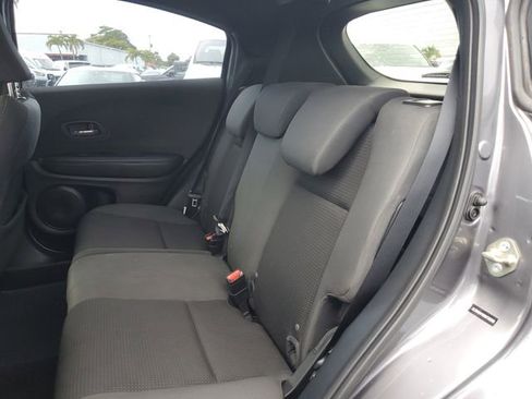 Used 2019 Honda HR-V Sport image 12