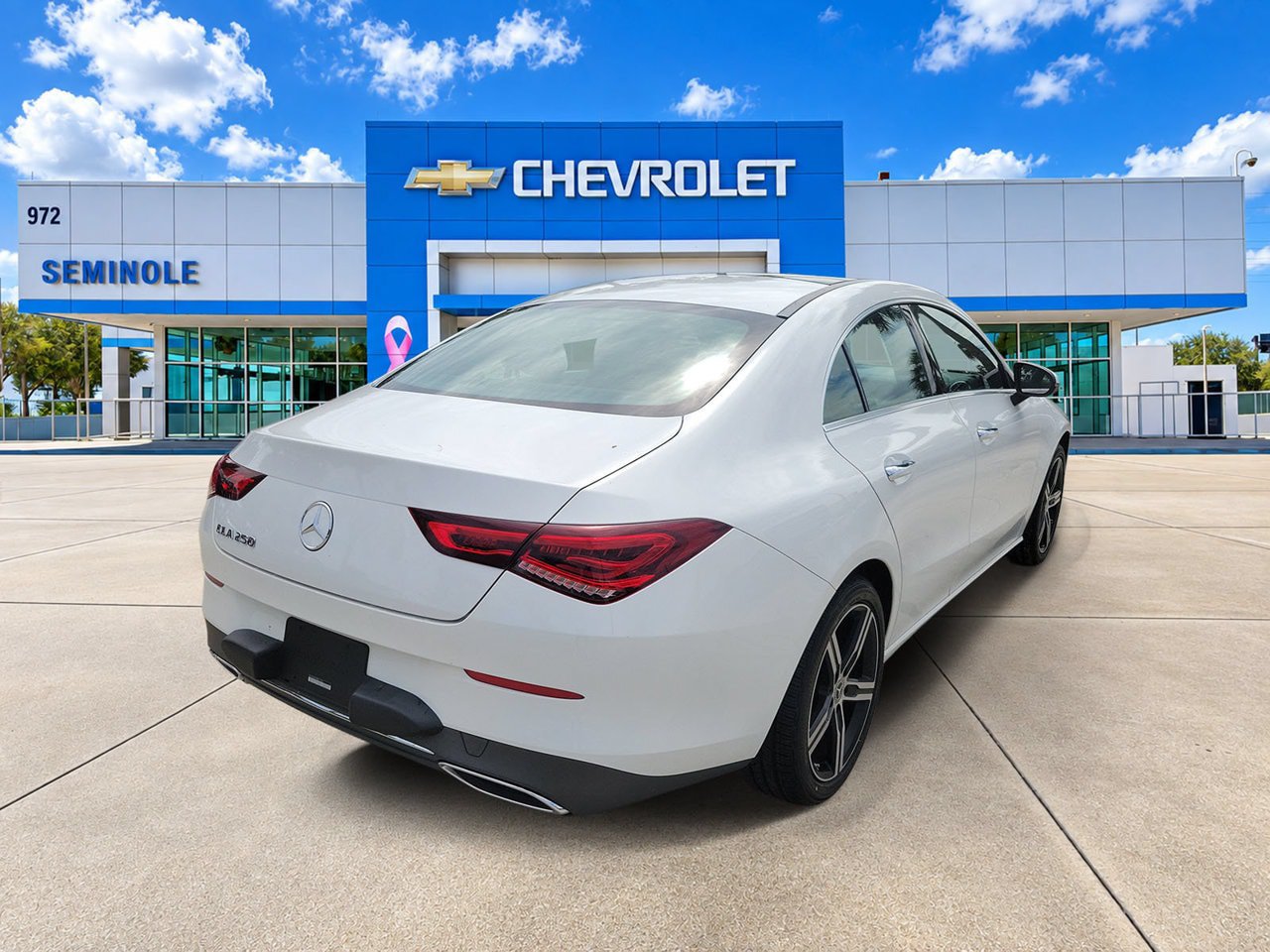 Used 2021 Mercedes-Benz CLA 250 image 3