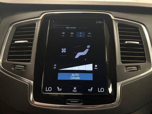 Used 2020 Volvo XC90 T6 Momentum AWD/4WD image 24