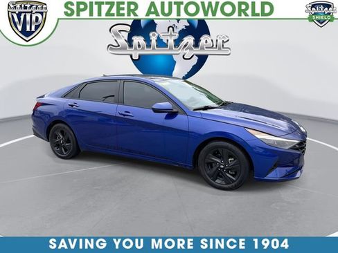 Used 2023 Hyundai Elantra SEL w/ Cargo Package FWD image 1