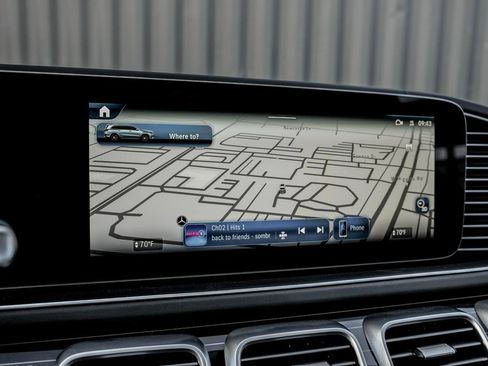 New 2026 Mercedes-Benz GLS 580 4MATIC image 15