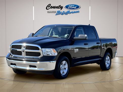 Used 2023 RAM 1500 Classic SLT w/ Trailer & Traction Group image 2
