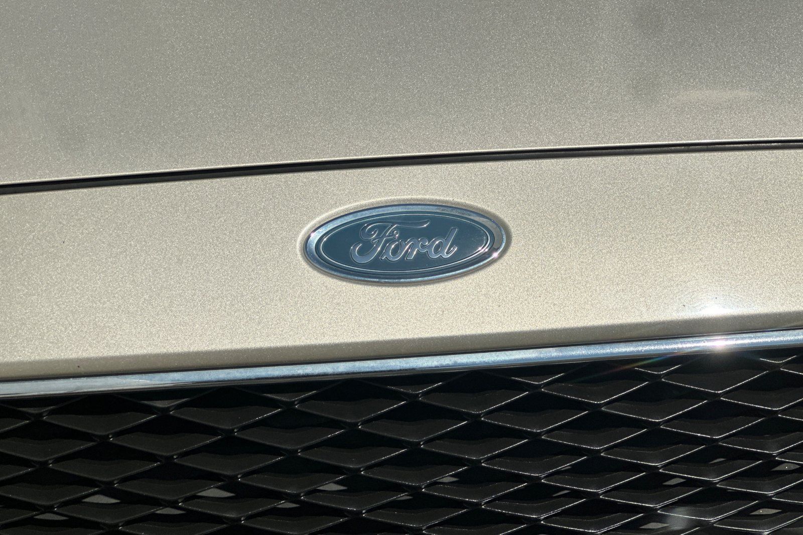 Used 2018 Ford Focus SE FWD image 35