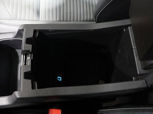 Used 2019 Ford Escape SE image 29