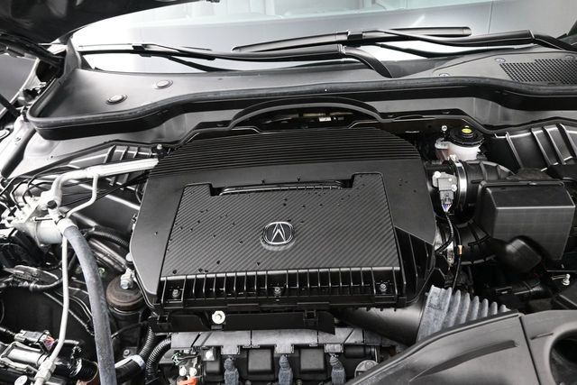 Used 2025 Acura MDX w/ Technology Package FWD image 24