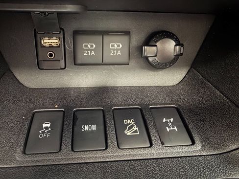 Used 2018 Toyota Highlander Limited Platinum w/ Protection Package #3 image 40