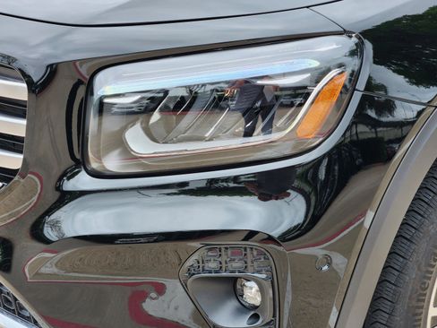Certified 2025 Mercedes-Benz GLB 250 image 27