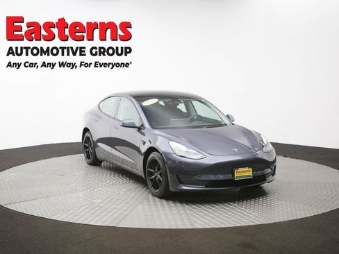 Used 2023 Tesla Model 3 Standard Range image 46