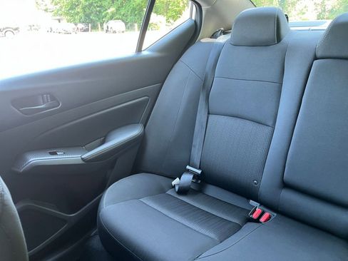 Used 2025 Nissan Altima 2.5 SV FWD image 39