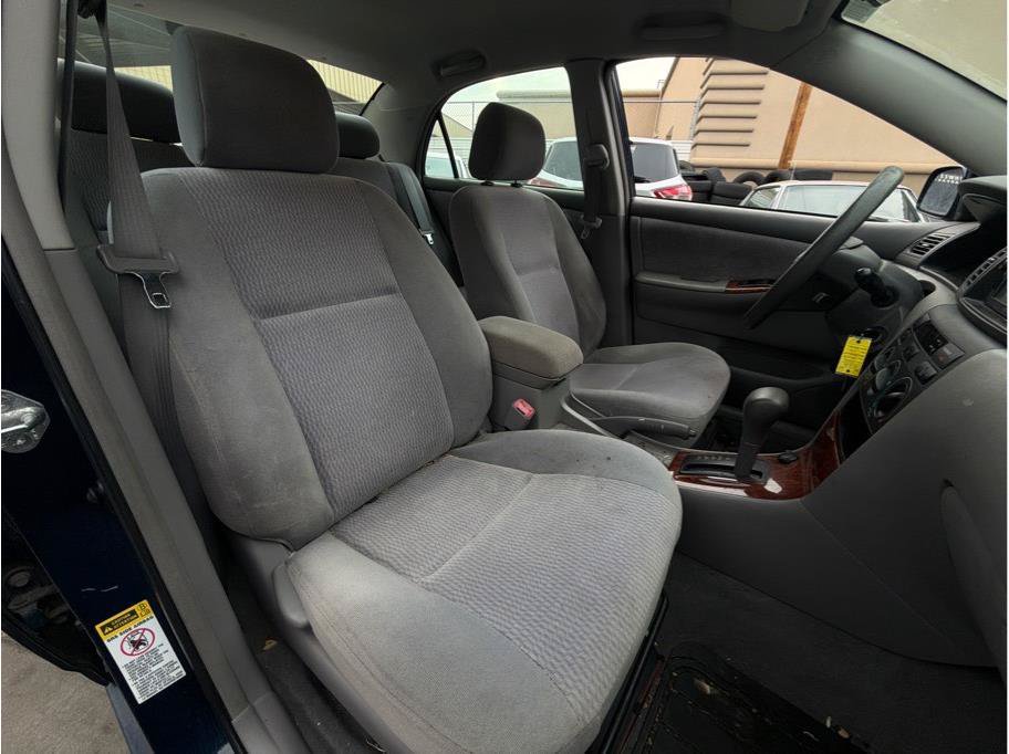 Used 2006 Toyota Corolla LE w/ JBL Value Pkg FWD image 4