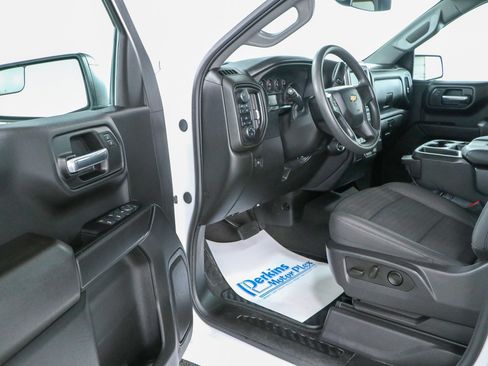 Used 2024 Chevrolet Silverado 1500 Custom AWD/4WD image 3