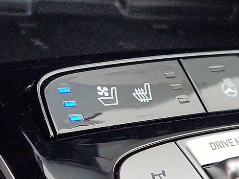 Used 2024 Hyundai Tucson Limited image 26