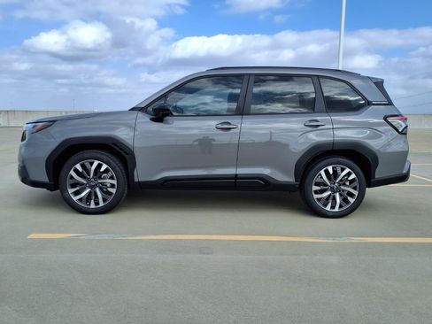 Used 2026 Subaru Forester Touring AWD/4WD image 19