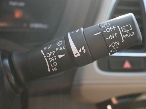 Used 2019 Honda HR-V EX image 35
