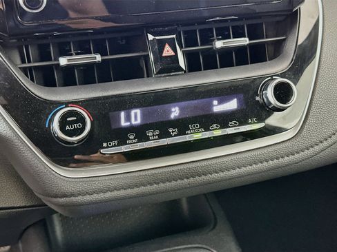 Used 2020 Toyota Corolla SE w/ Carpet Mat Package (TMS) FWD image 21