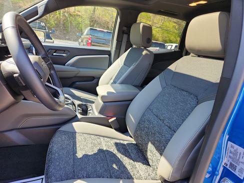 Used 2024 Chevrolet Colorado ZR2 image 22