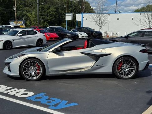 Used 2023 Chevrolet Corvette Z06 w/ Stealth Interior Trim Package RWD image 56