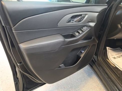 Used 2024 Chevrolet Traverse LT w/ LPO, Floor Liner Package AWD/4WD image 12