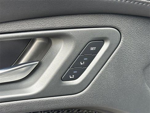 Certified 2023 Nissan Ariya AWD image 21