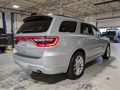 Used 2024 Dodge Durango GT RWD image 4
