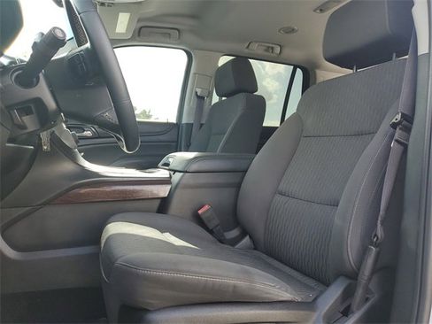 Used 2017 GMC Yukon SLE w/ Convenience Package image 20