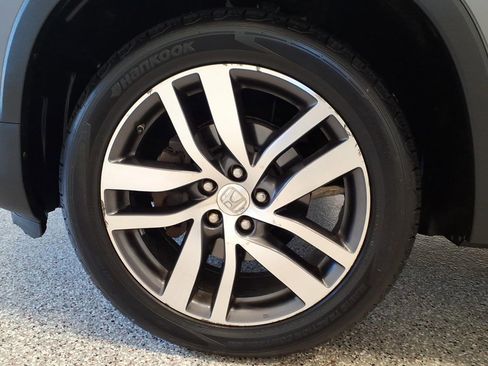 Used 2016 Honda Pilot Touring image 7