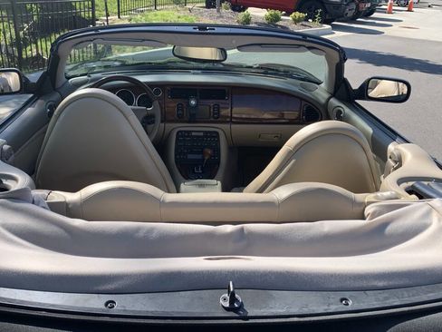 Used 2000 Jaguar XK8 Convertible RWD image 55