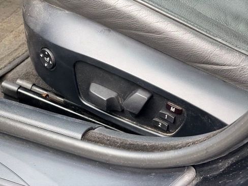 Used 2006 BMW 330xi Sedan image 6