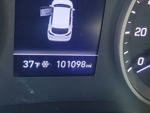 Used 2020 Hyundai Tucson SE image 27