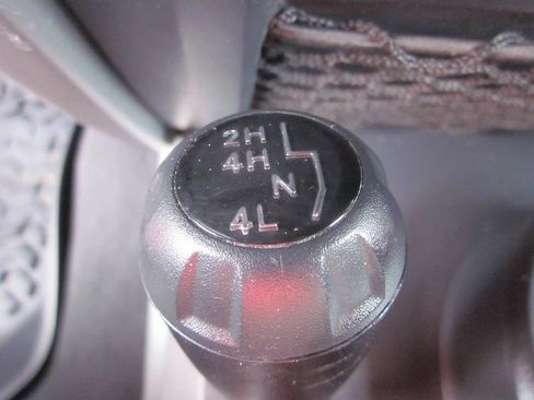 Used 2010 Jeep Wrangler Unlimited Sport AWD/4WD image 23