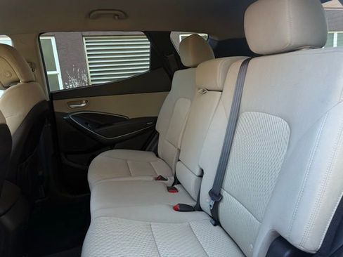 Used 2017 Hyundai Santa Fe Sport image 32