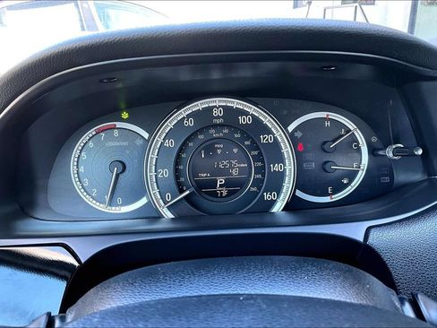 Used 2017 Honda Accord LX image 19