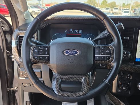Used 2023 Ford F250 Lariat w/ Lariat Ultimate Package AWD/4WD image 14