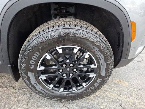 Certified 2026 Chevrolet Traverse Z71 w/ Enhanced Driving Package image 8