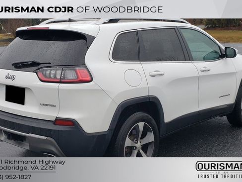 Used 2019 Jeep Cherokee Limited w/ Trailer Tow Group image 5