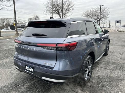 New 2026 INFINITI QX60 Luxe image 8
