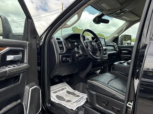 Used 2023 RAM 3500 Laramie w/ Chrome Bumper Package AWD/4WD image 22